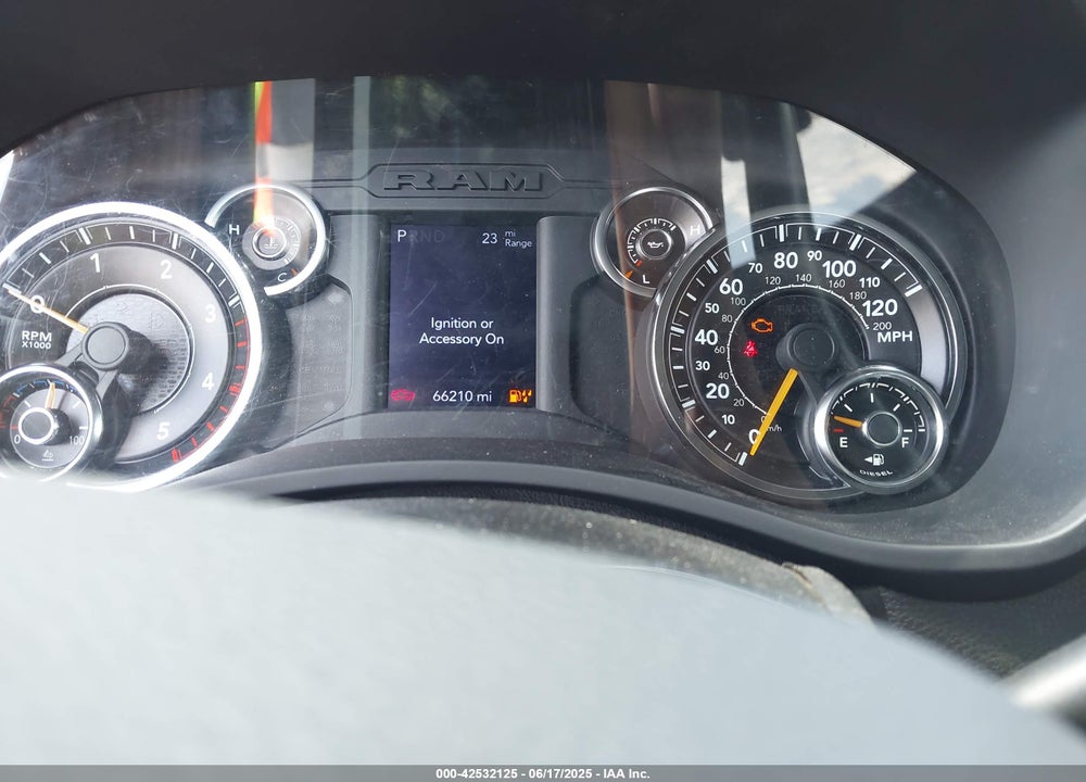 2021 RAM 2500 VIN: 3C6UR5DL4MG555180