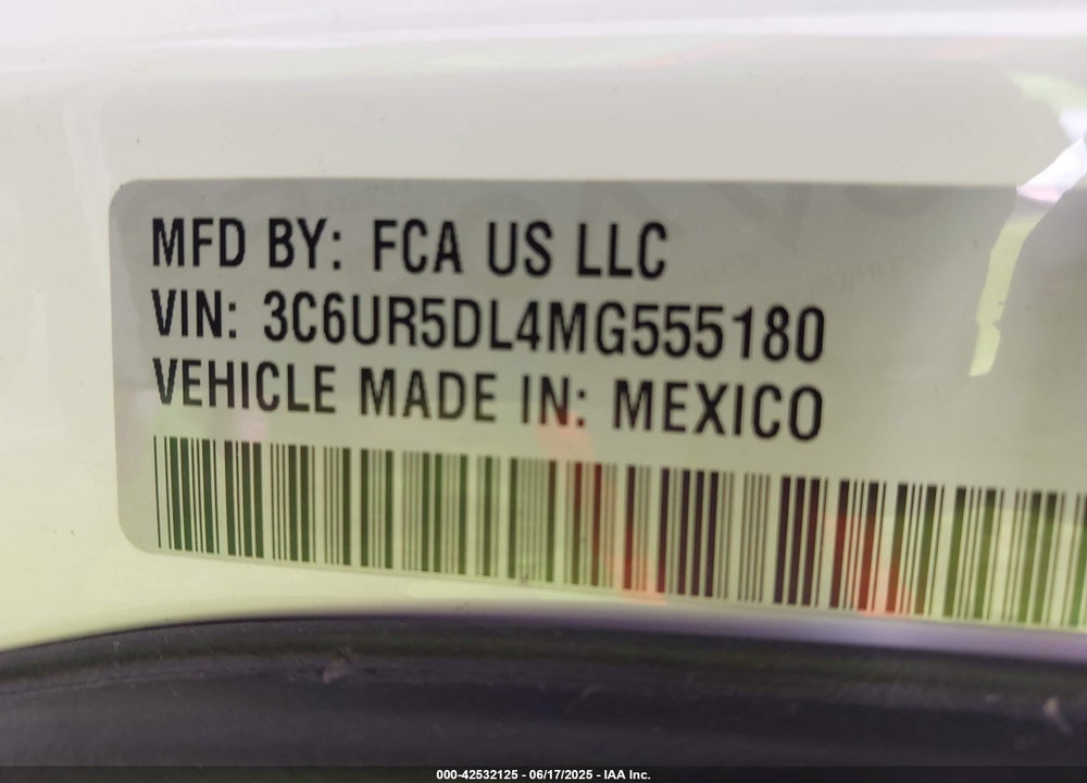 2021 RAM 2500 VIN: 3C6UR5DL4MG555180