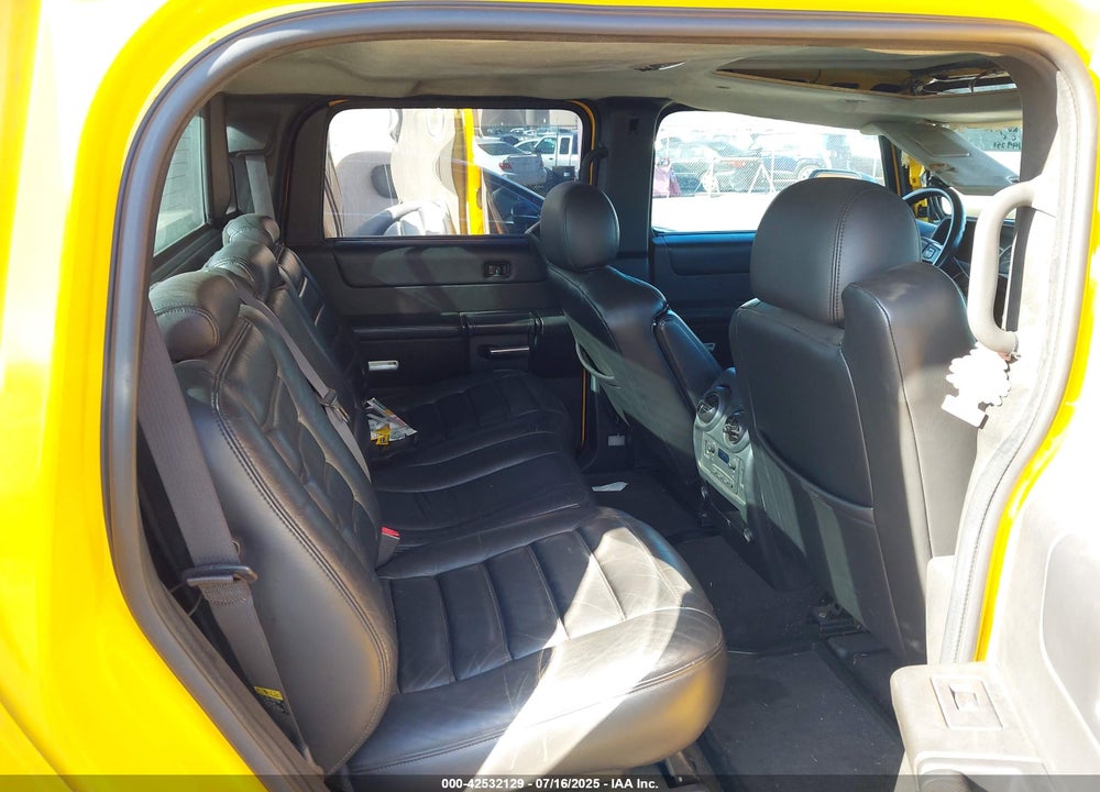 2005 HUMMER H2 SUT VIN: 5GRGN22U15H107867