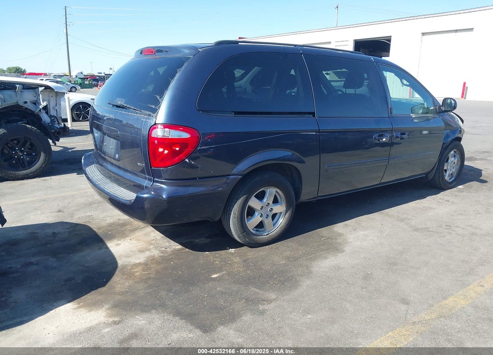 2007 DODGE GRAND CARAVAN SXT VIN: 2D4GP44L77R344983