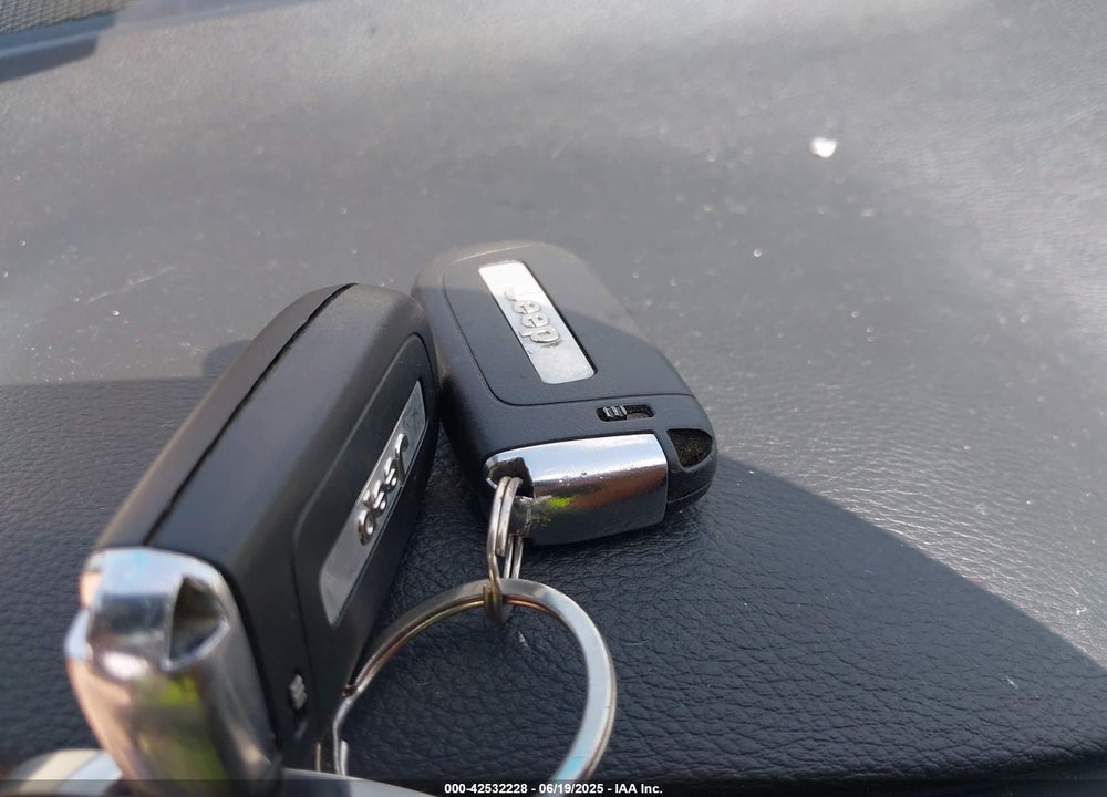 2018 JEEP COMPASS VIN: 3C4NJDAB9JT246527