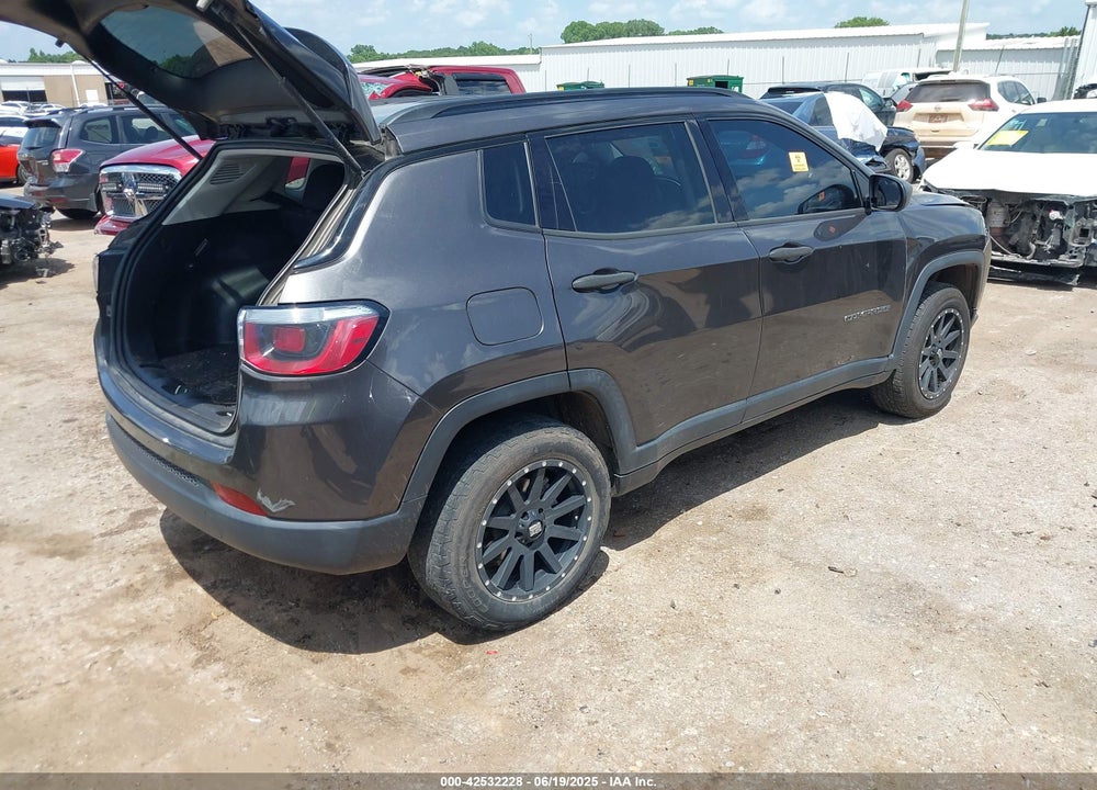 2018 JEEP COMPASS VIN: 3C4NJDAB9JT246527