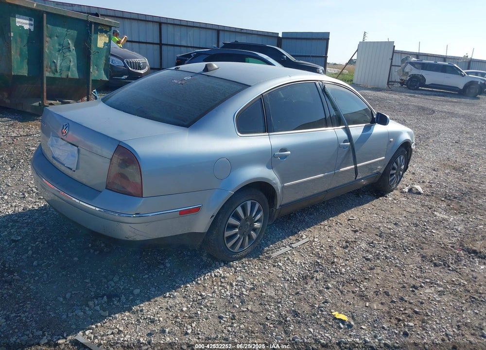 2004 VOLKSWAGEN PASSAT GL VIN: WVWMD63B84P048445