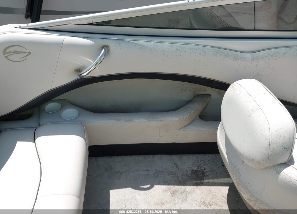 1998 CROWNLINE 225 BOAT AND TRAILER VIN: JTC28767G798