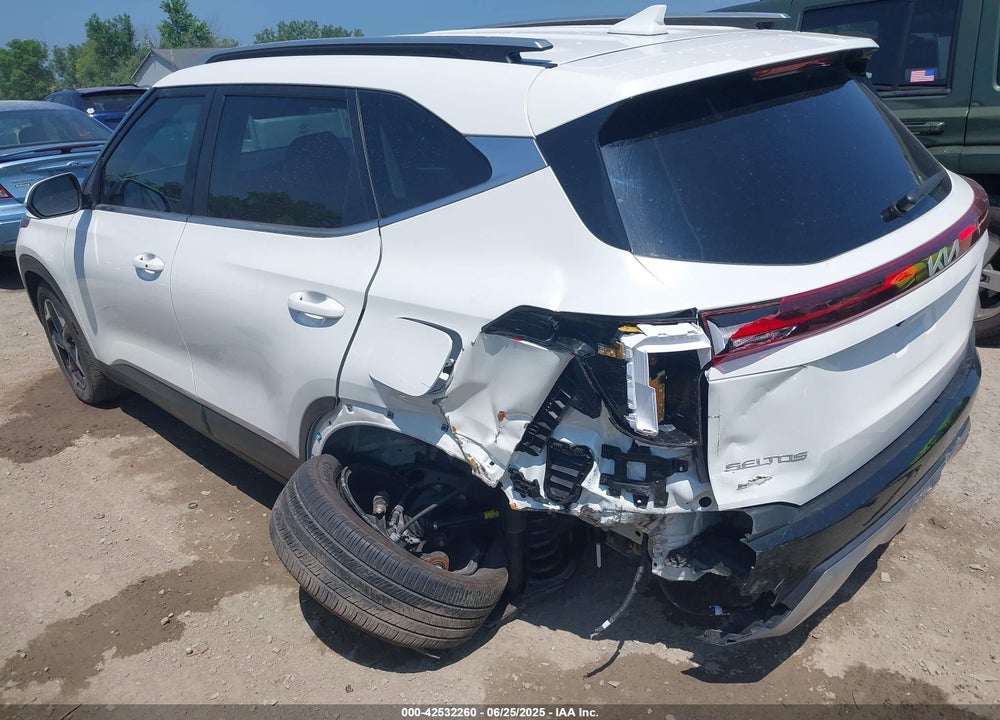 2024 KIA SELTOS VIN: KNDERCAAXR7590085