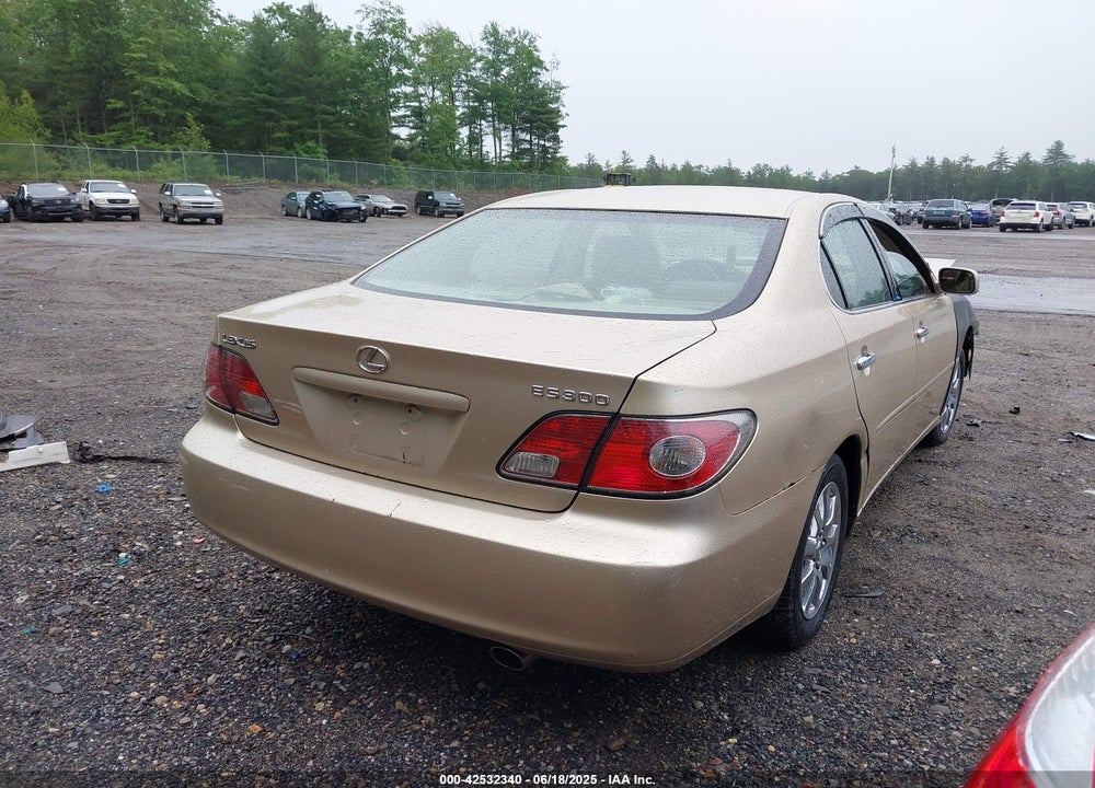 2002 LEXUS ES 300 VIN: JTHBF30G720057657