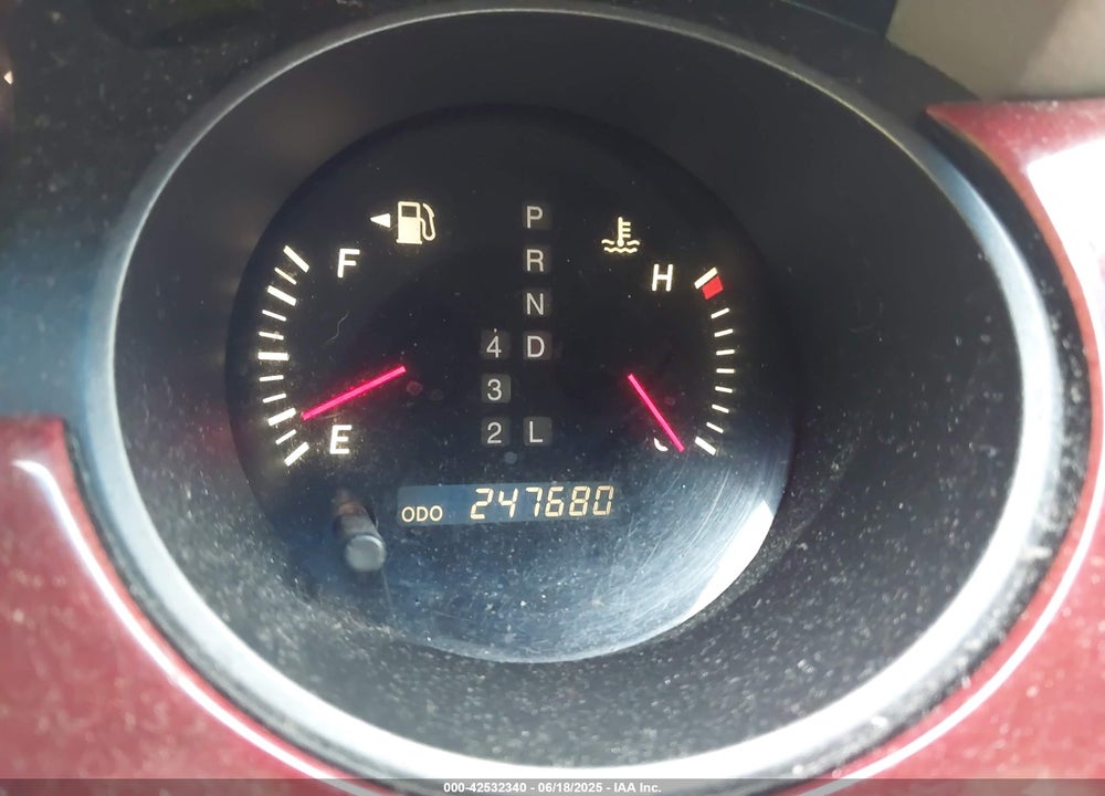 2002 LEXUS ES 300 VIN: JTHBF30G720057657