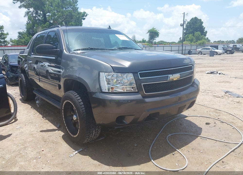 2011 CHEVROLET AVALANCHE 1500 LS VIN: 3GNMCEE09BG192281