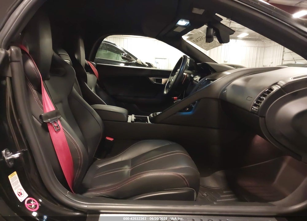 2014 JAGUAR F-TYPE VIN: SAJWA6GL4EMK04523