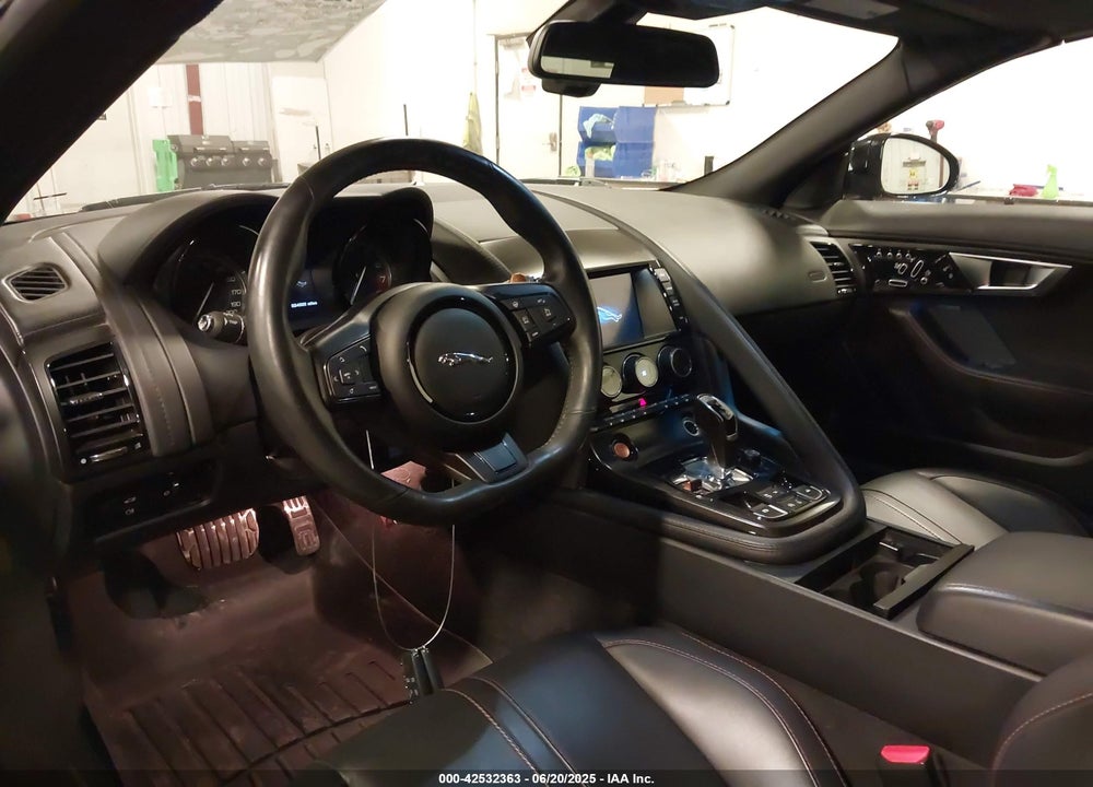 2014 JAGUAR F-TYPE VIN: SAJWA6GL4EMK04523