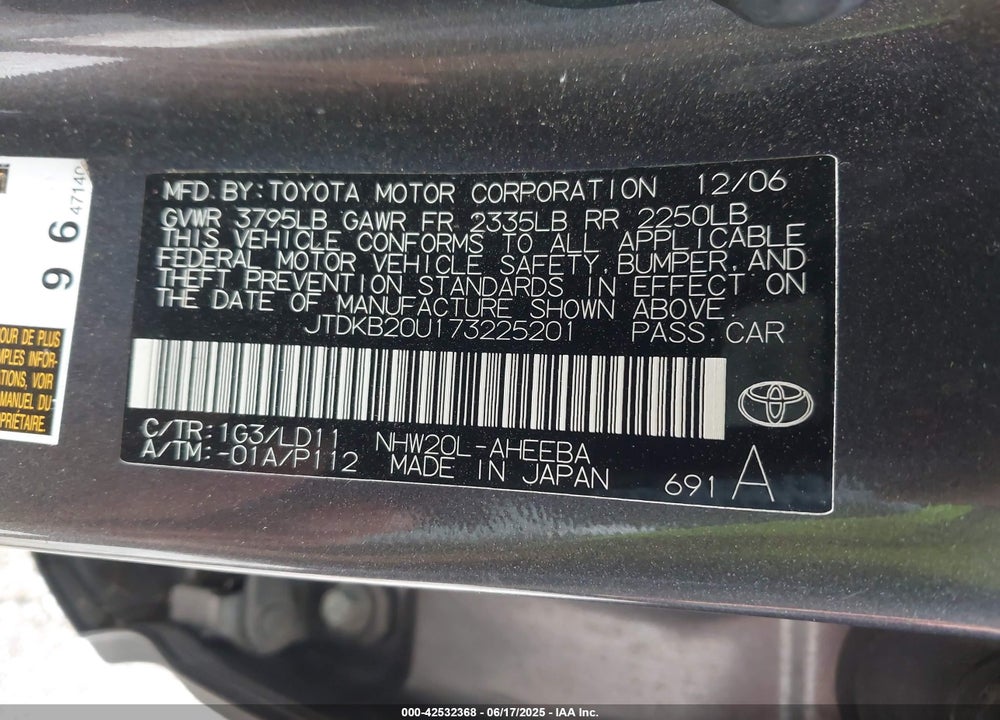 2007 TOYOTA PRIUS TOURING VIN: JTDKB20U173225201