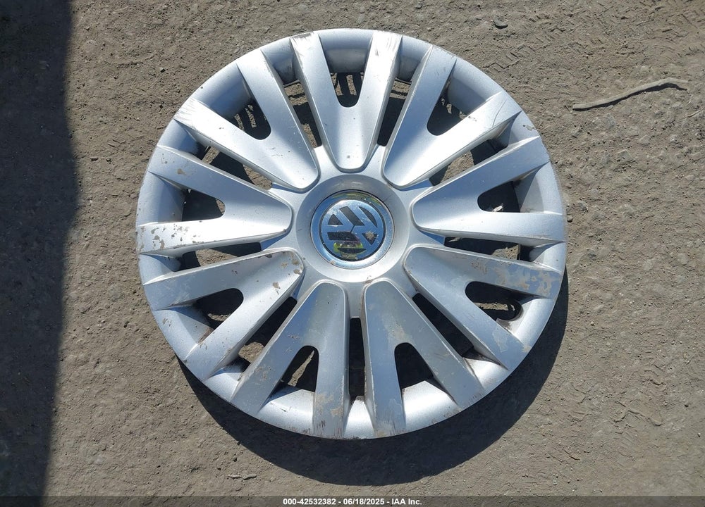 2012 VOLKSWAGEN GOLF VIN: WVWDB7AJ8CW309745