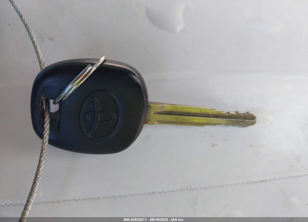 2009 TOYOTA CAMRY VIN: 4T4BE46K29R138477