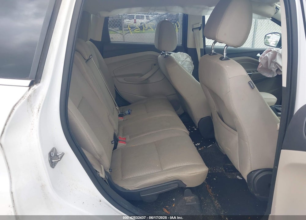 2017 FORD ESCAPE VIN: 1FMCU9GD5HUC03092