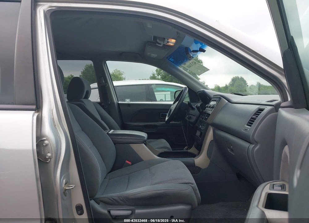 2006 HONDA PILOT VIN: 5FNYF18436B012037