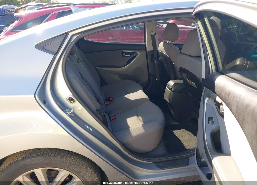 2014 HYUNDAI ELANTRA VIN: KMHDH4AE8EU166144