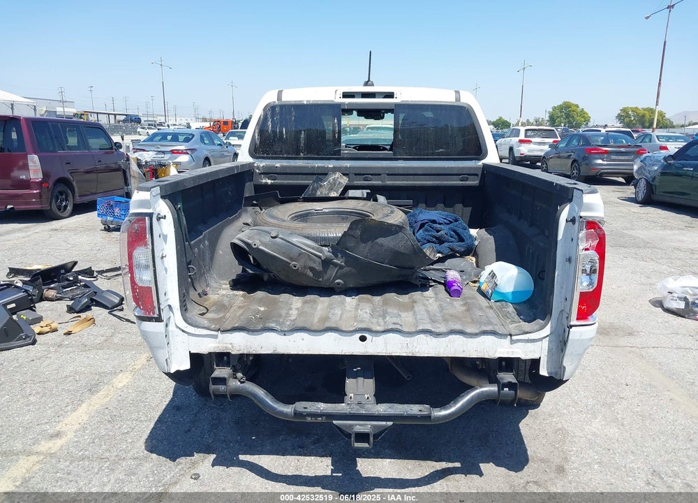 2016 GMC CANYON VIN: 1GTG5DE31G1377063