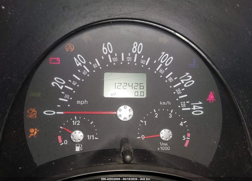 2005 VOLKSWAGEN NEW BEETLE GLS TDI VIN: 3VWCR31C75M407568