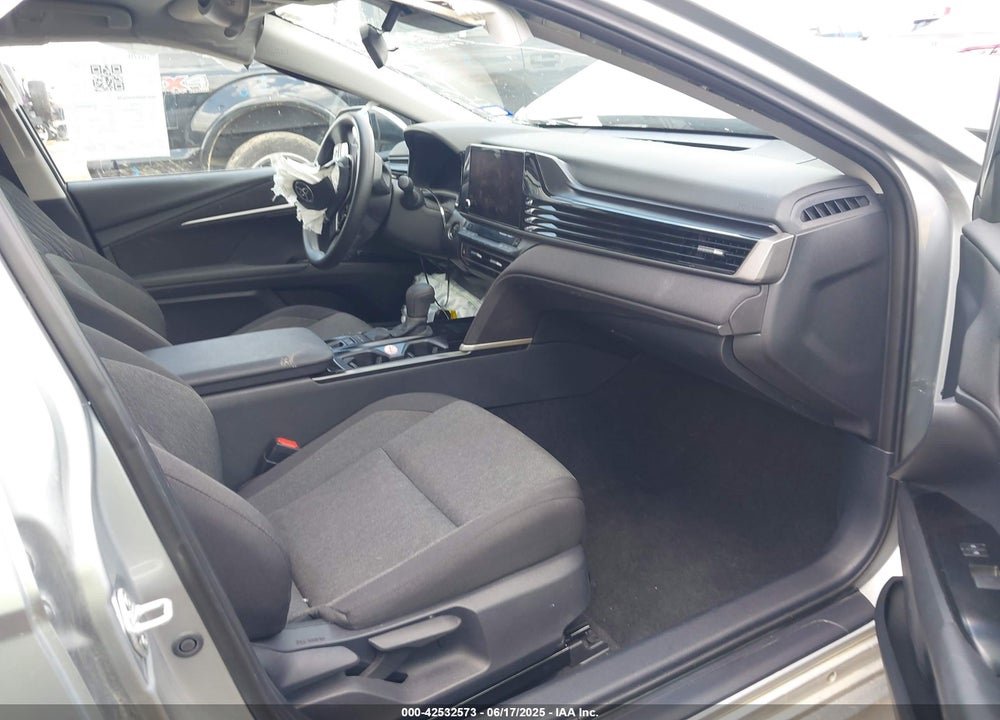 2025 TOYOTA CAMRY VIN: 4T1DAACK7SU023414