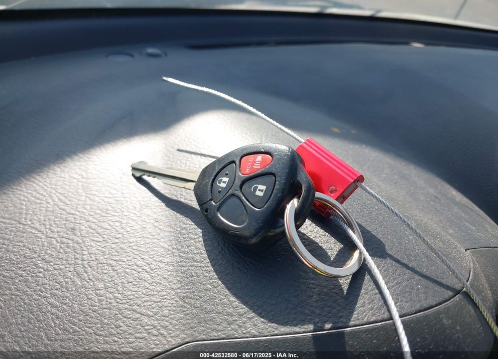 2010 TOYOTA RAV4 VIN: 2T3KF4DV8AW020529