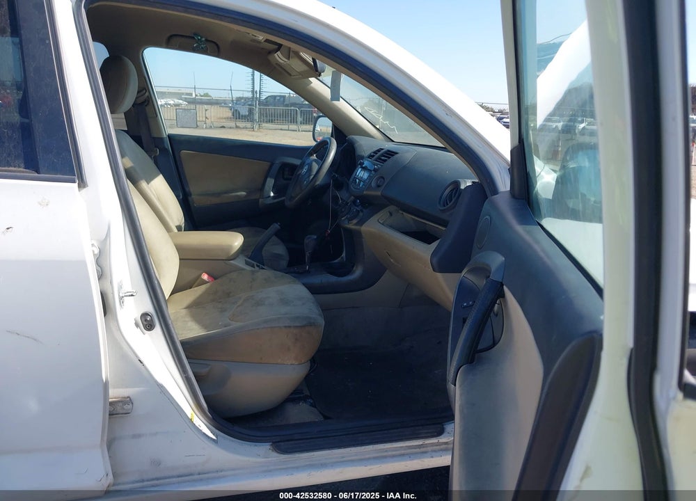 2010 TOYOTA RAV4 VIN: 2T3KF4DV8AW020529