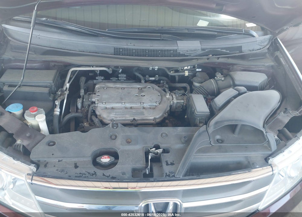 2011 HONDA ODYSSEY EX-L VIN: 5FNRL5H63BB018386