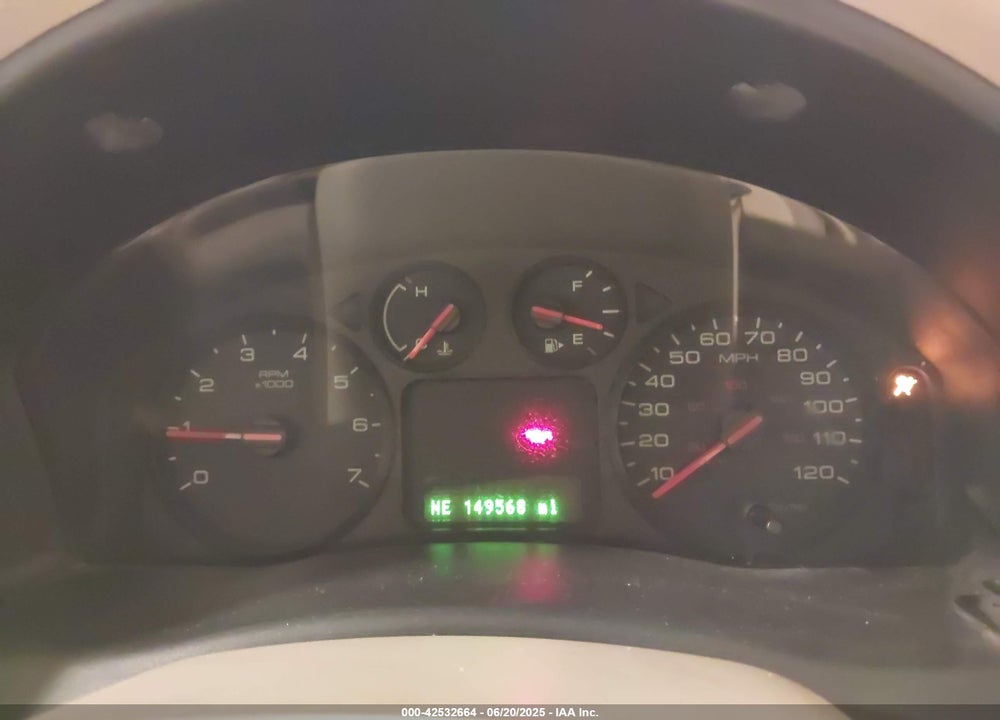 2005 FORD FREESTYLE SEL VIN: 1FMDK02195GA03149
