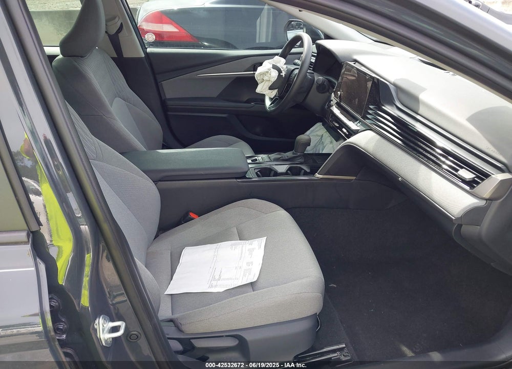 2025 TOYOTA CAMRY VIN: 4T1DAACK1SU048664