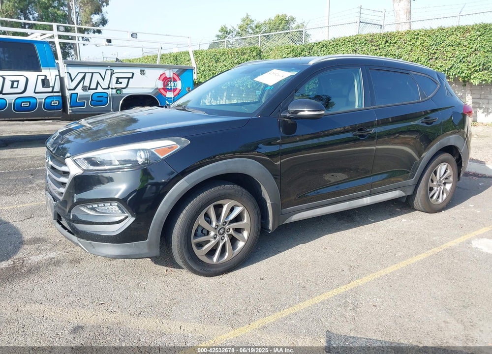 2017 HYUNDAI TUCSON SE PLUS VIN: KM8J33A43HU403694