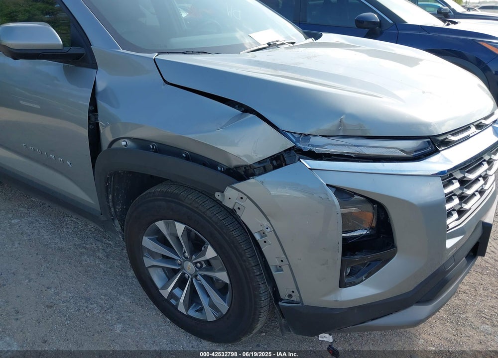 2025 CHEVROLET EQUINOX FWD LT VIN: 3GNAXHEG2SL187856