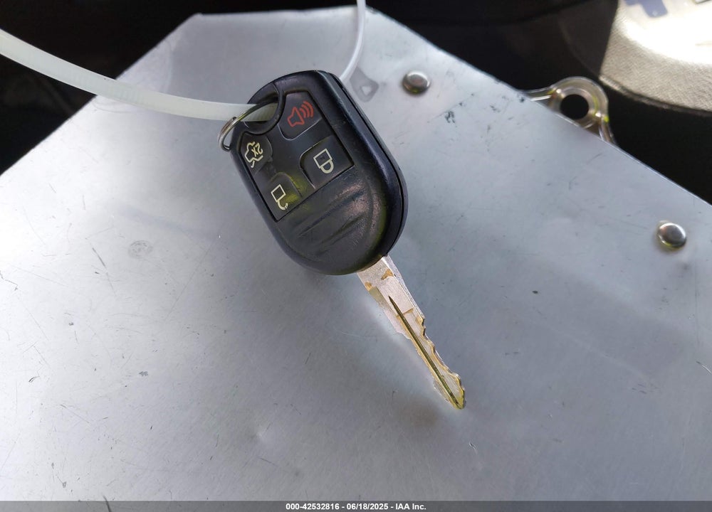 2013 FORD MUSTANG VIN: 1ZVBP8CF1D5232518