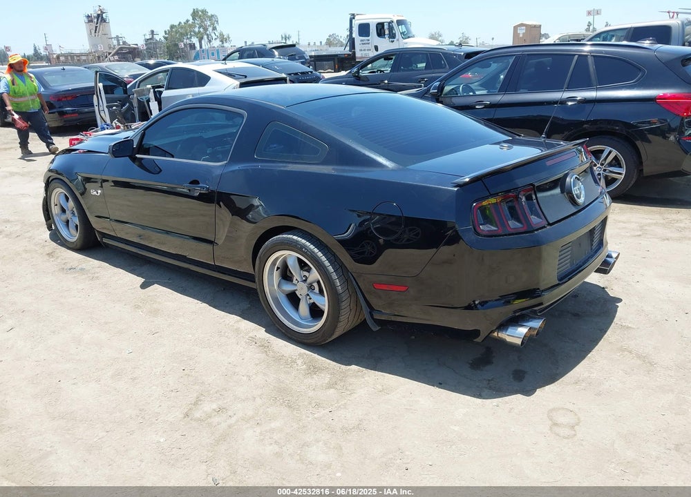 2013 FORD MUSTANG VIN: 1ZVBP8CF1D5232518