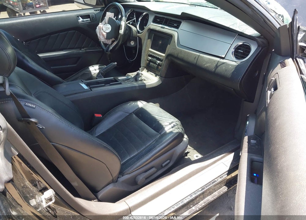 2013 FORD MUSTANG VIN: 1ZVBP8CF1D5232518