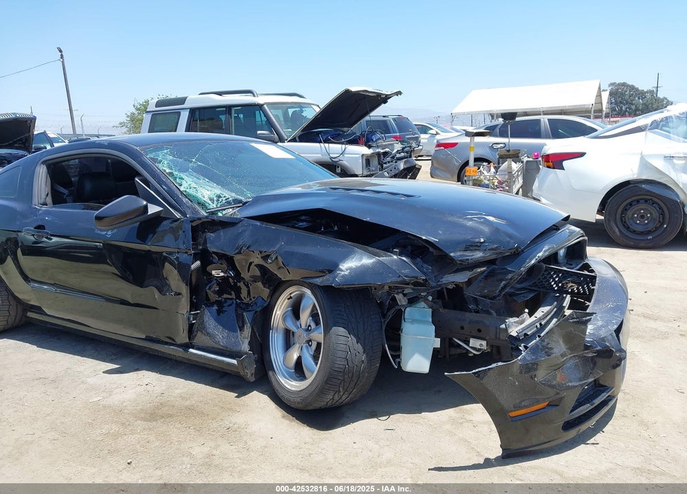 2013 FORD MUSTANG VIN: 1ZVBP8CF1D5232518