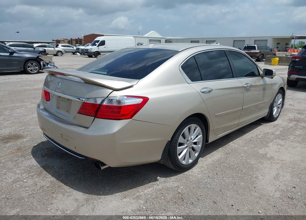 2014 HONDA ACCORD VIN: 1HGCR2F88EA148296