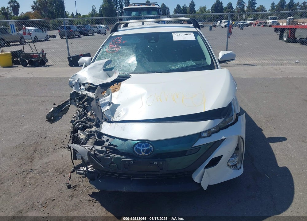 2017 TOYOTA PRIUS PRIME VIN: JTDKARFP7H3050290