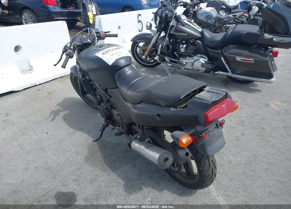 2001 KAWASAKI EX500 D VIN: JKAEXVD131A065500