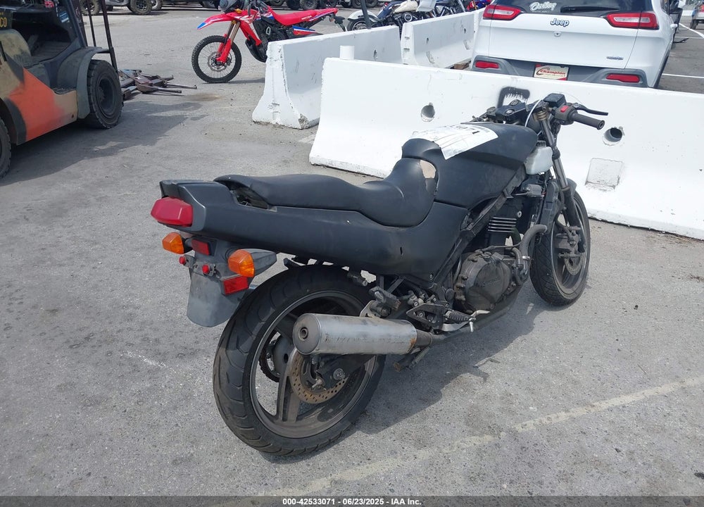2001 KAWASAKI EX500 D VIN: JKAEXVD131A065500