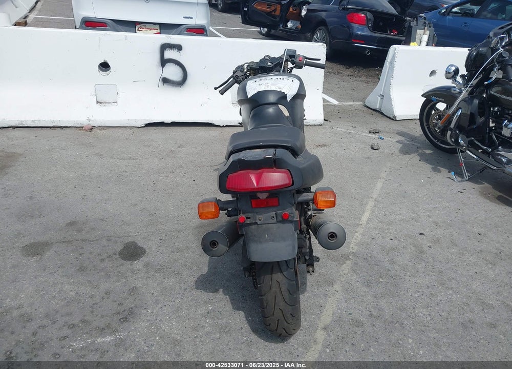 2001 KAWASAKI EX500 D VIN: JKAEXVD131A065500