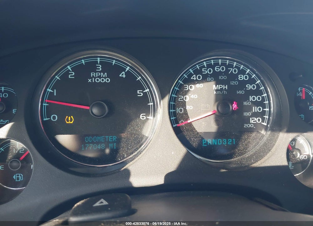 2007 CHEVROLET TAHOE LTZ VIN: 1GNFC130X7J341503