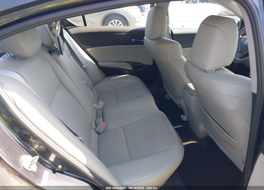 2016 ACURA ILX VIN: 19UDE2F72GA002955