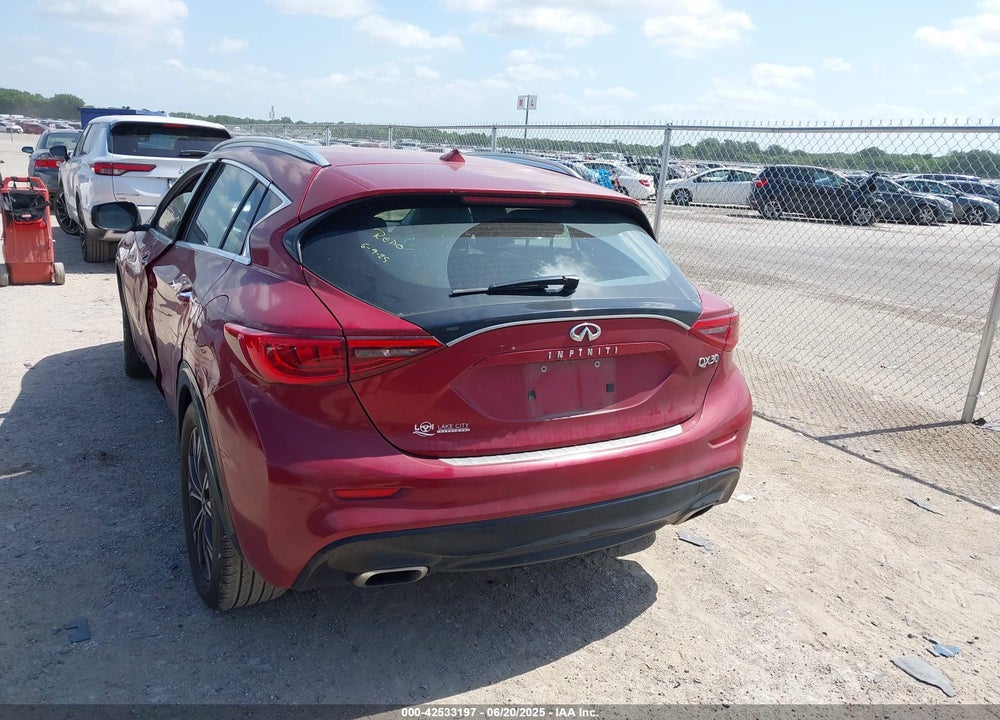 2019 INFINITI QX30 VIN: SJKCH5CP2KA009532