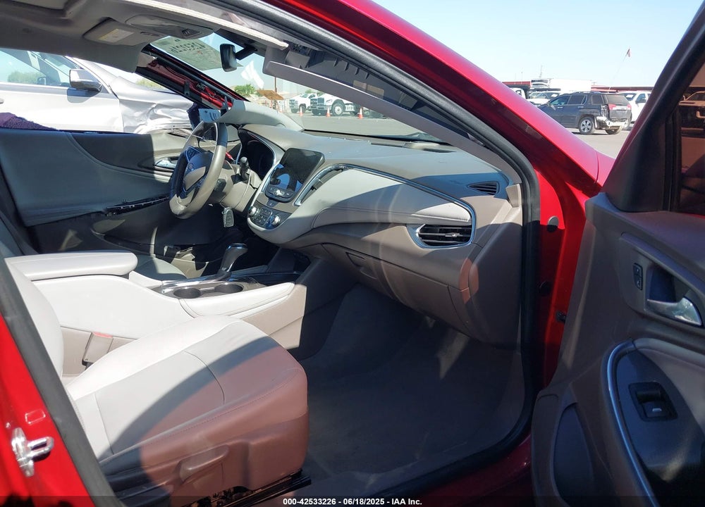 2019 CHEVROLET MALIBU LT VIN: 1G1ZD5ST6KF207209