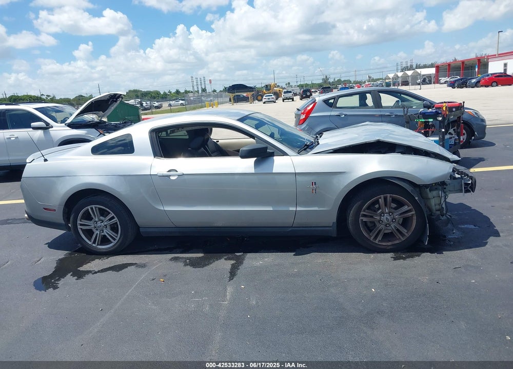 2010 FORD MUSTANG VIN: 1ZVBP8AN4A5149204
