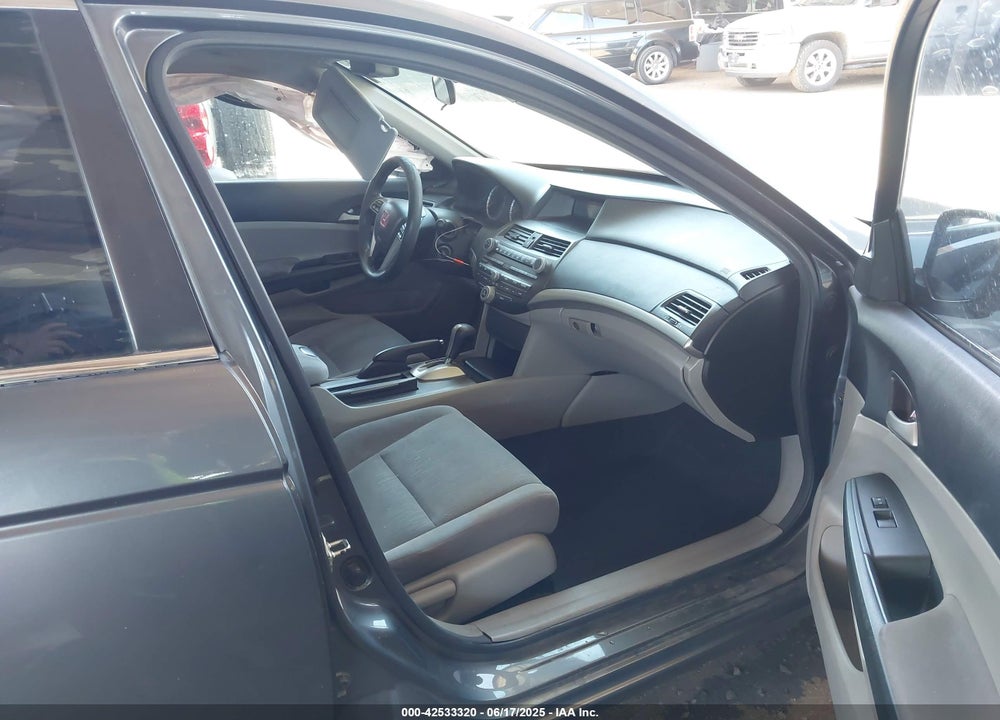 2012 HONDA ACCORD VIN: 1HGCP2F34CA015882