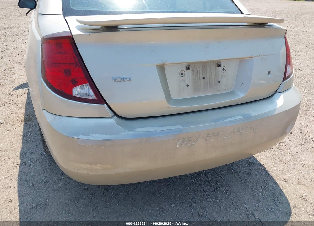 2004 SATURN ION 3 VIN: 1G8AK52F04Z102617