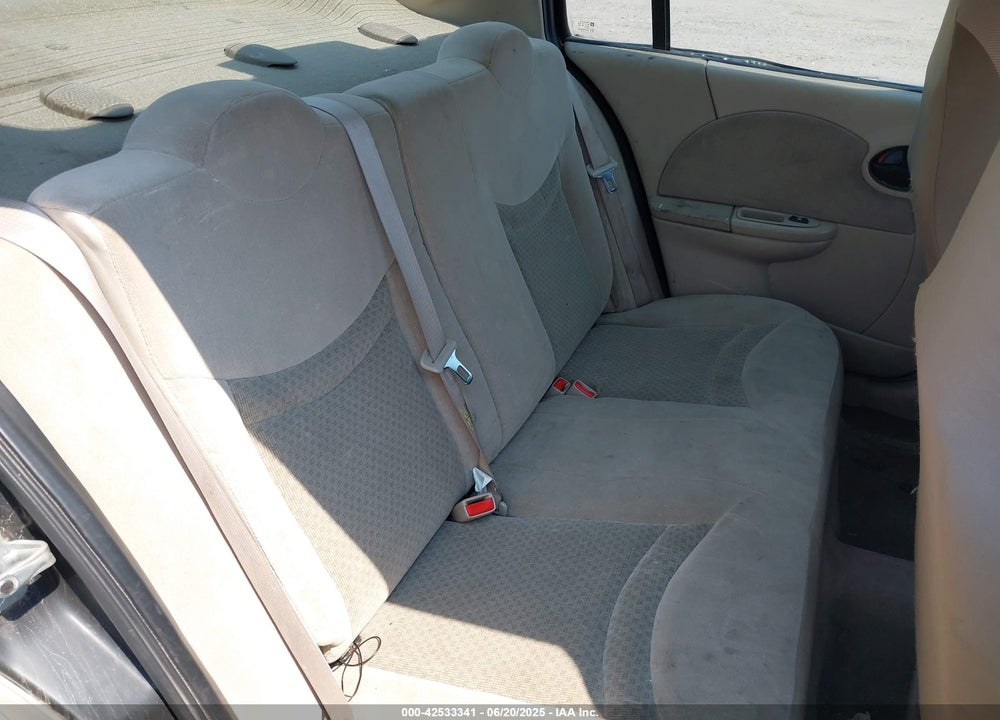 2004 SATURN ION 3 VIN: 1G8AK52F04Z102617