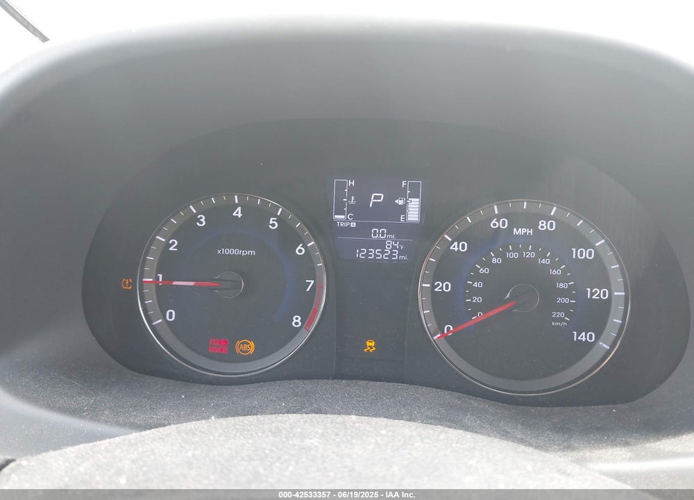 2016 HYUNDAI ACCENT VIN: KMHCT5AE4GU247127