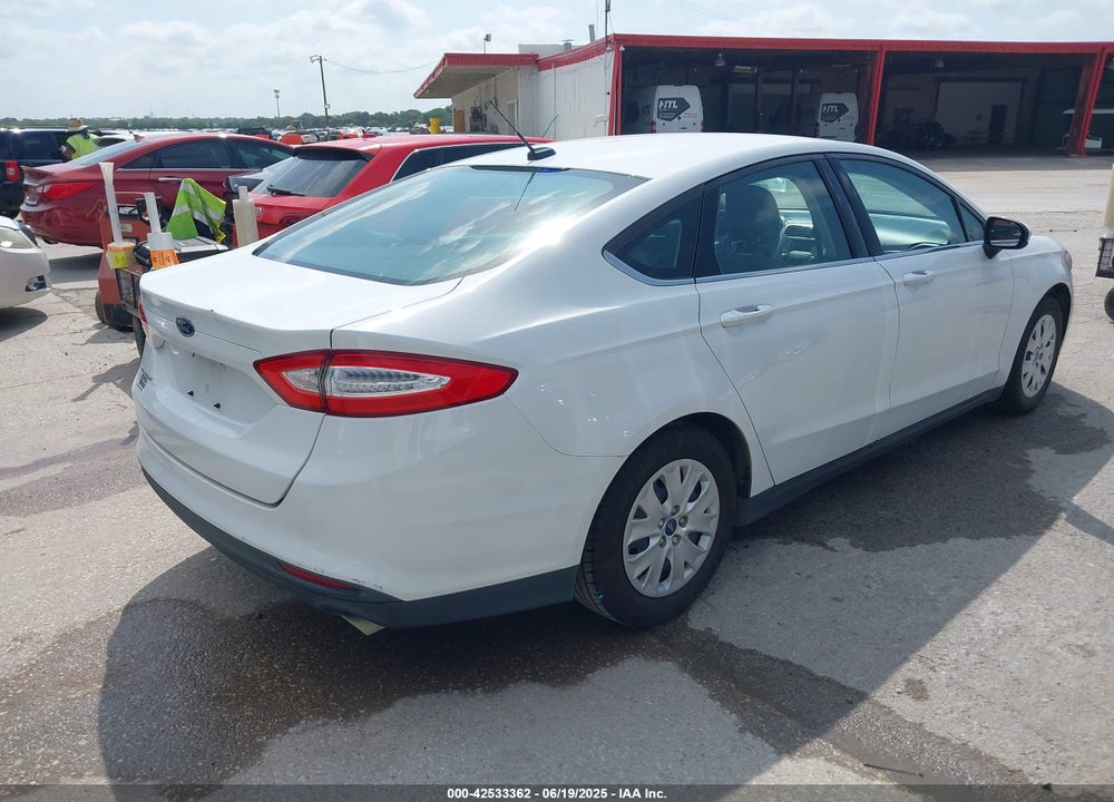 2013 FORD FUSION VIN: 3FA6P0G73DR221631