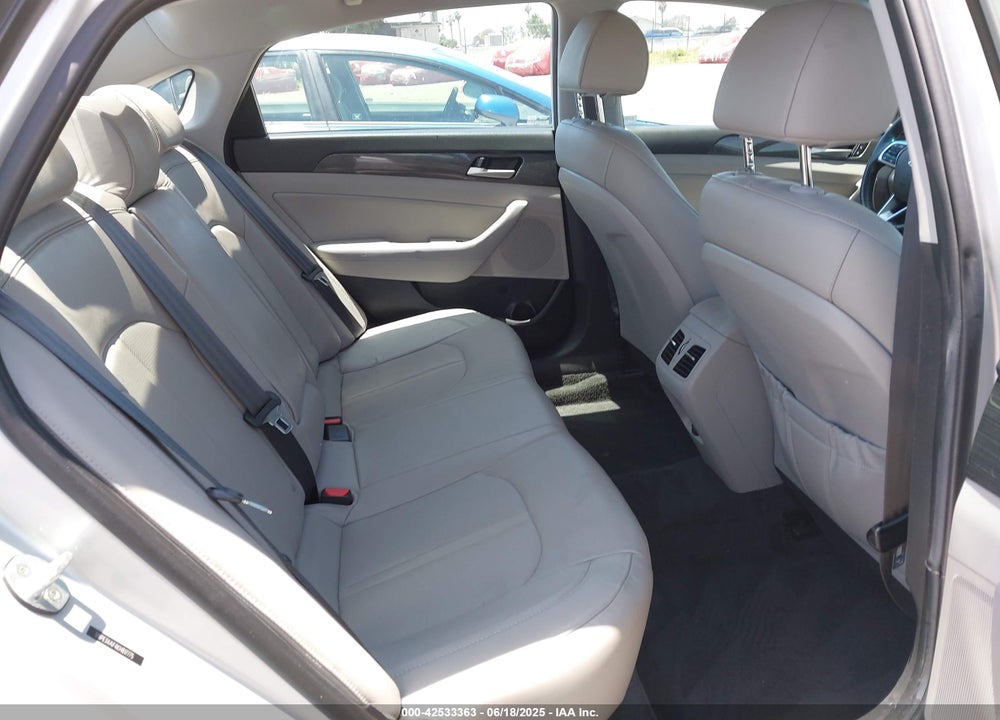 2019 HYUNDAI SONATA VIN: 5NPE34AF4KH817775